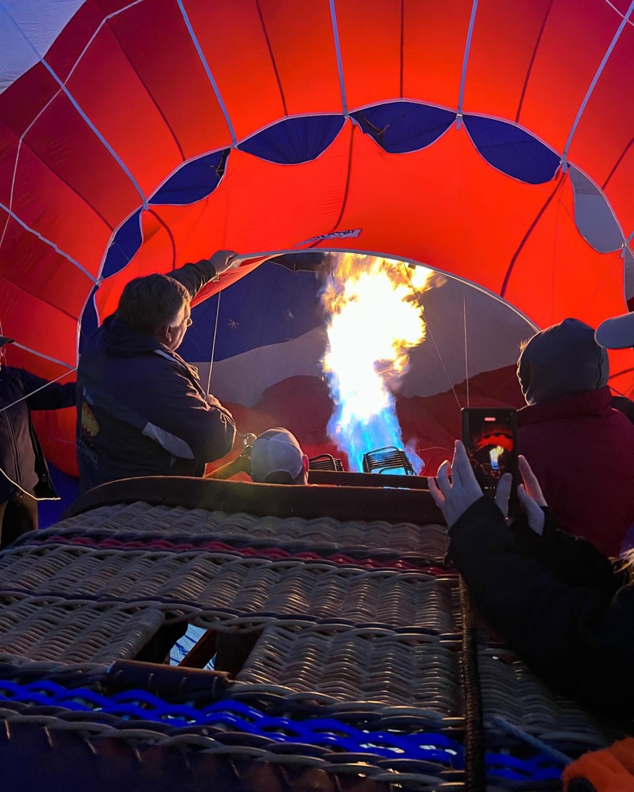 Balloon inflating for a tethered event